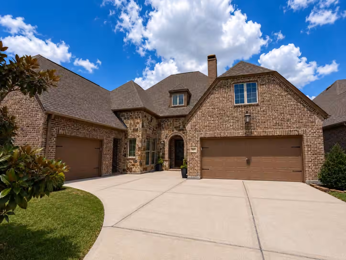 Photo 3 of 105 Golden Bush Place, Montgomery, TX