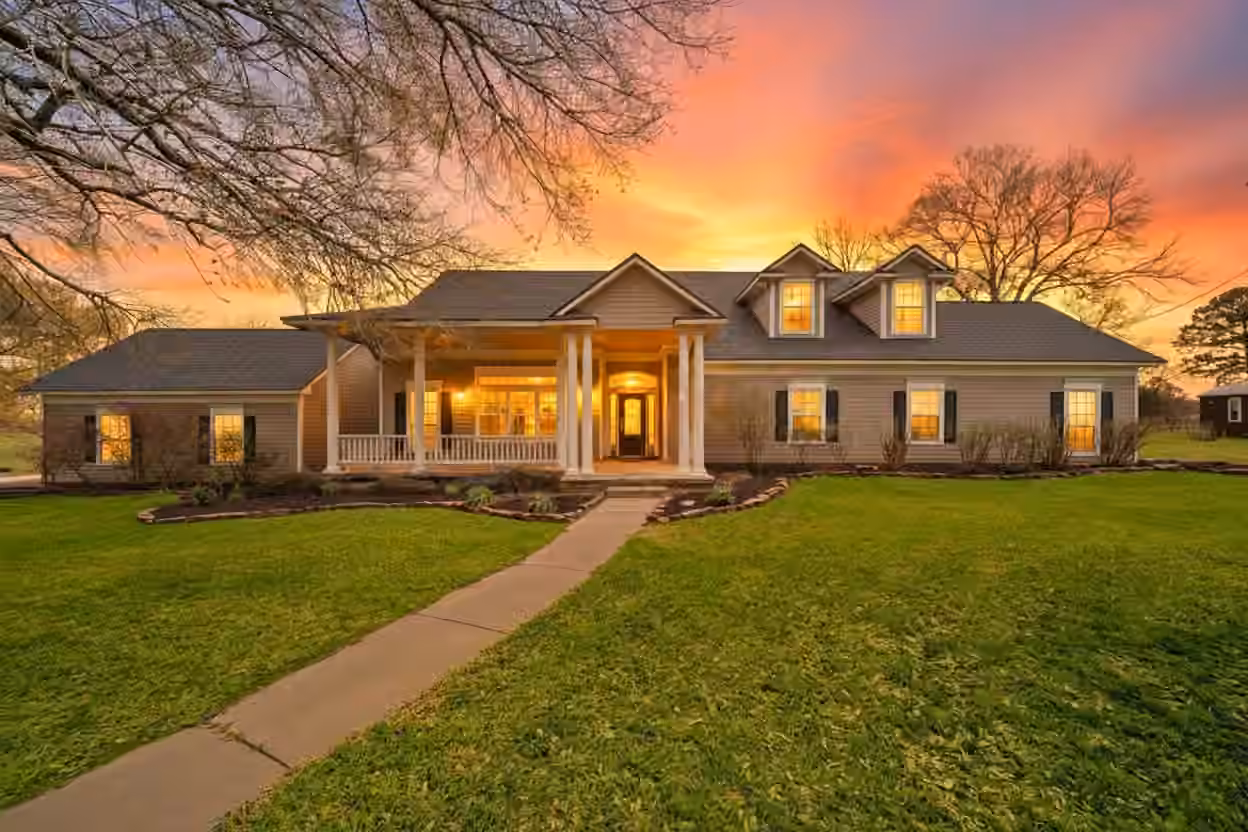 Photo of 32540 Courtney, Navasota, TX 77868