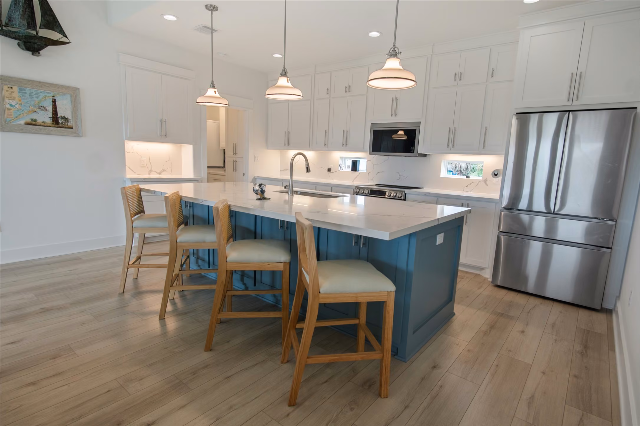 Photo 2 of 131 South Mae Cir S, Crystal Beach, TX