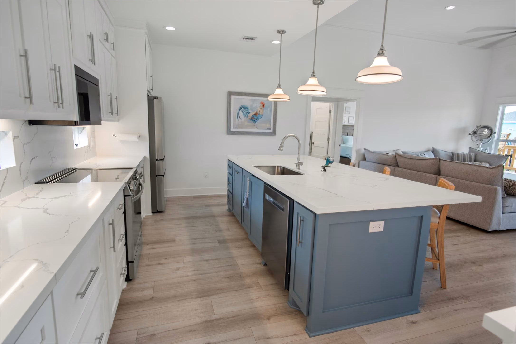 Photo 5 of 131 South Mae Cir S, Crystal Beach, TX