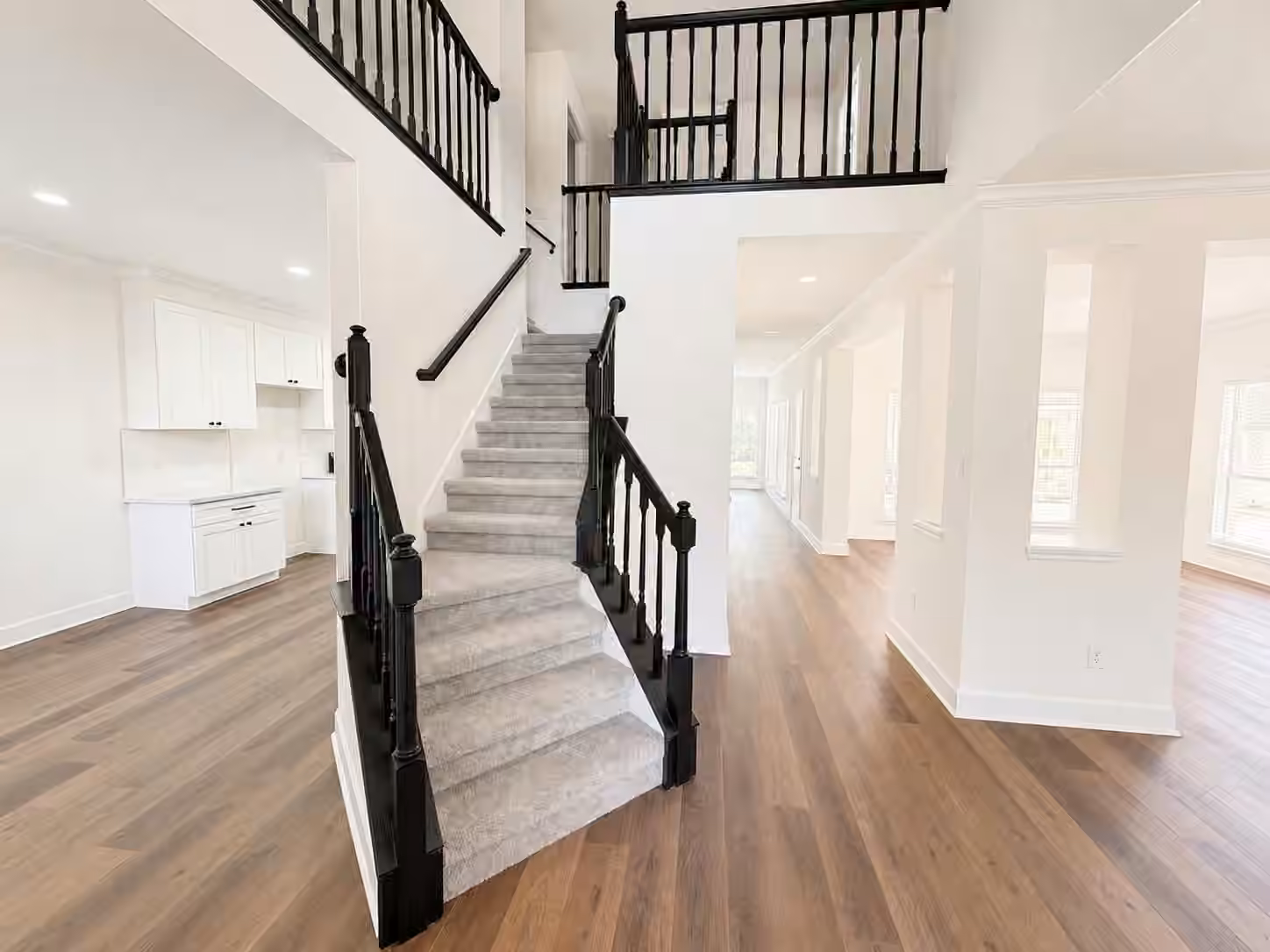 Photo 4 of 13538 Shadow Falls Court, Houston, TX