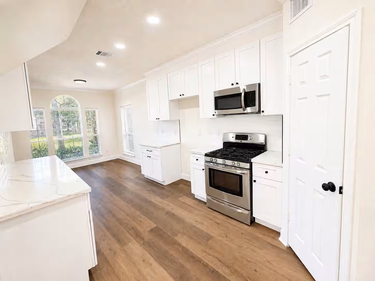 Photo 6 of 13538 Shadow Falls Court, Houston, TX