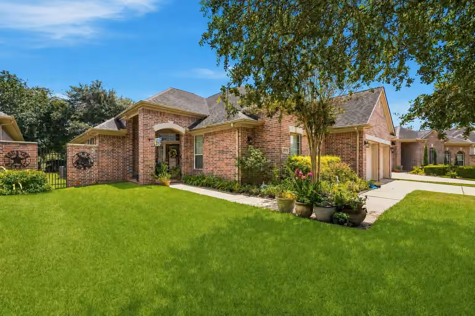 Photo 3 of 3206 Mcmahon Way, Missouri City, TX