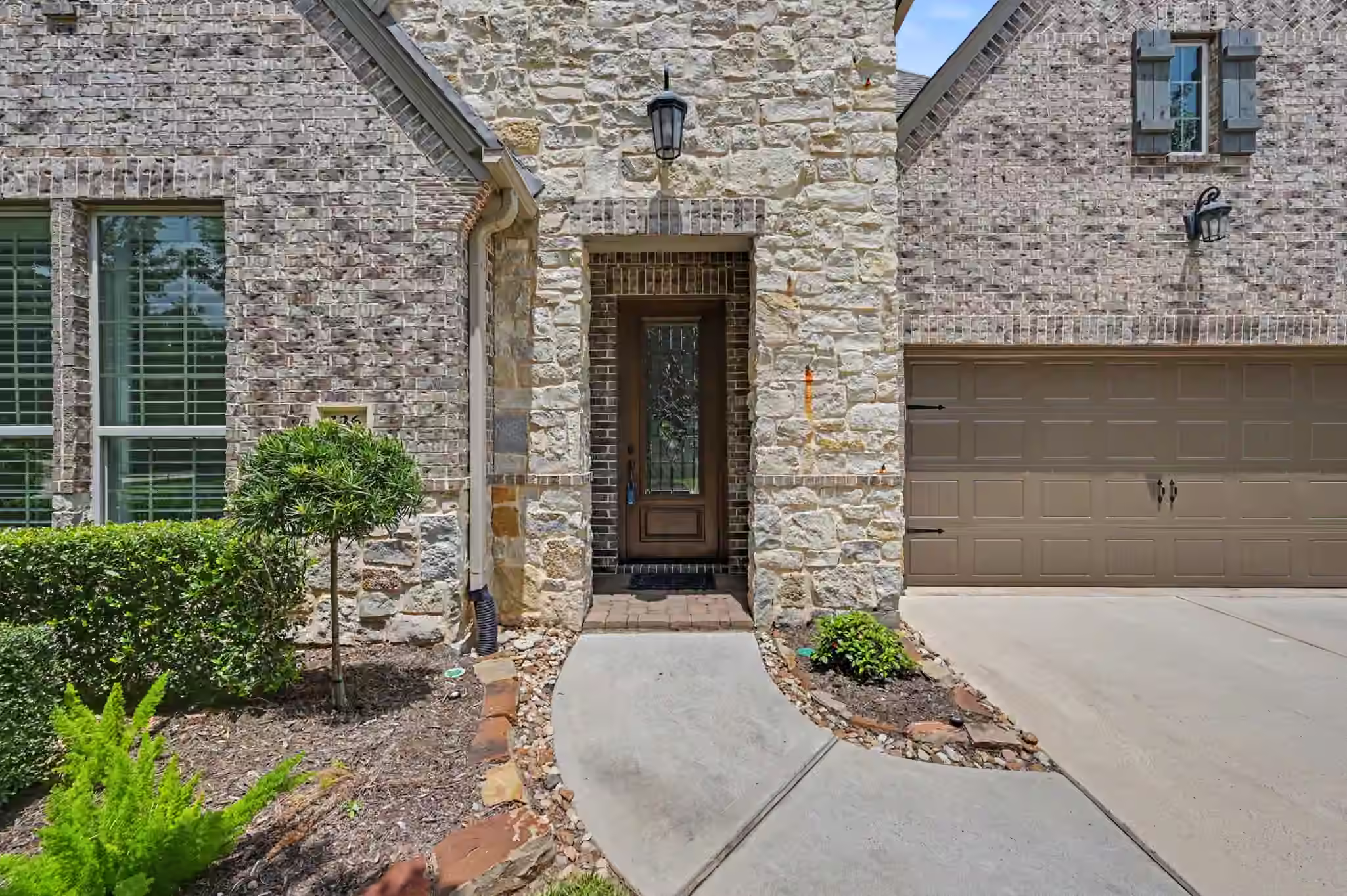 Photo 7 of 126 Lily Green Court, Conroe, TX