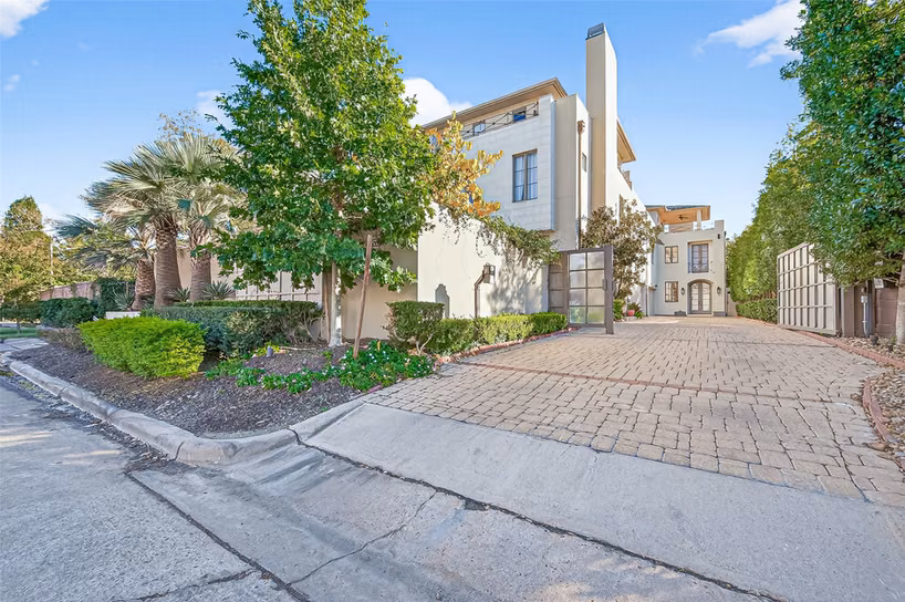 Photo 4 of 6005 Inwood Drive A, Houston, TX