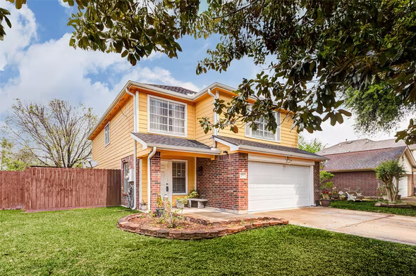 Photo 2 of 2202 Falling Oaks Road, Houston, TX