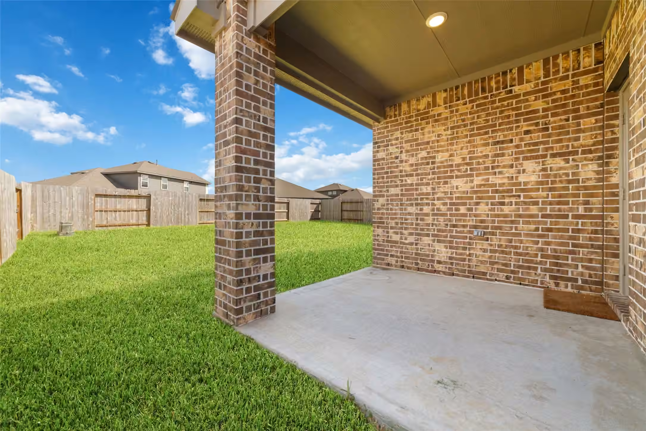 Photo 7 of 4924 Almond Terrace Drive, Katy, TX