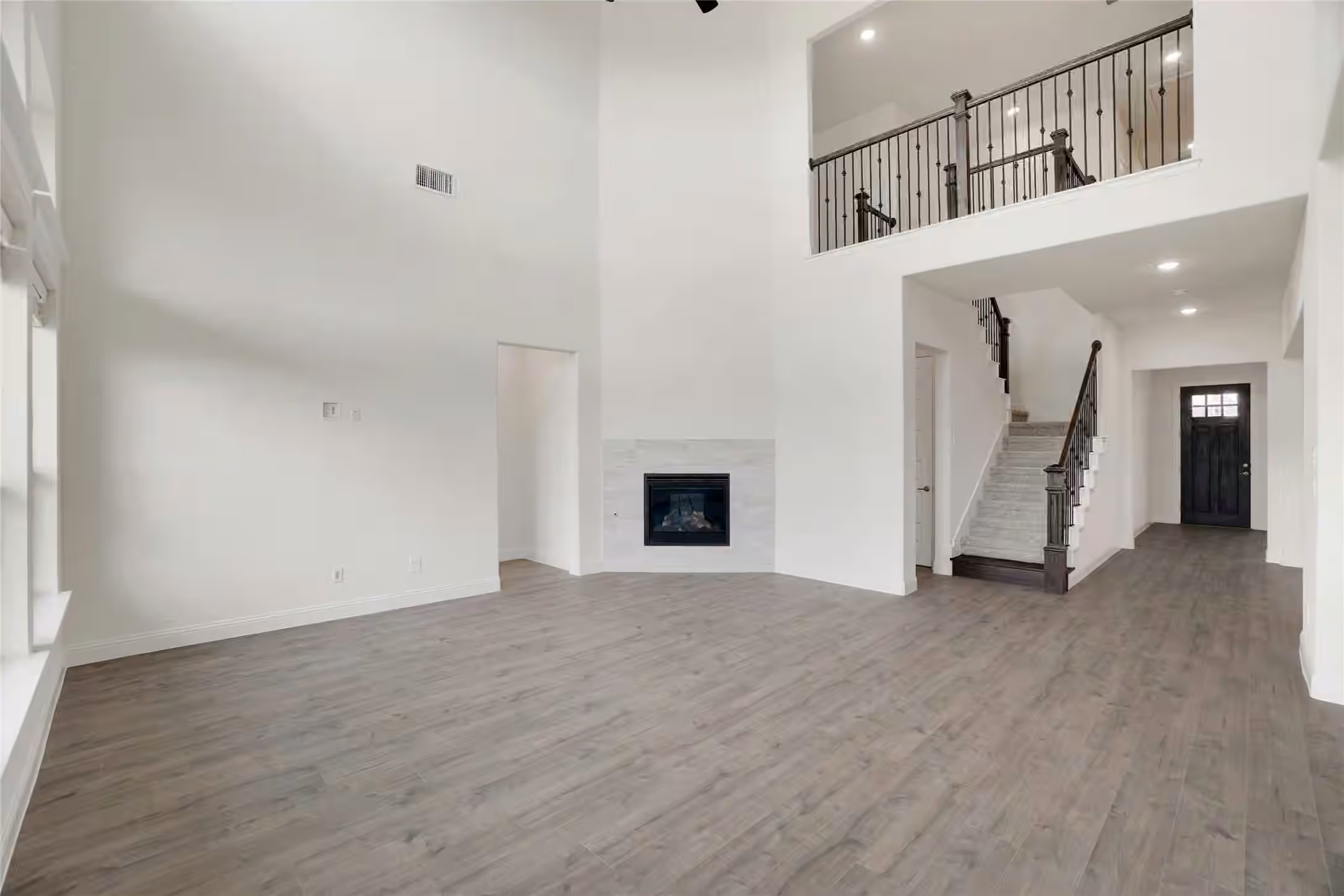 Photo 7 of 18831 Eastwood Ridge Court, Crosby, TX