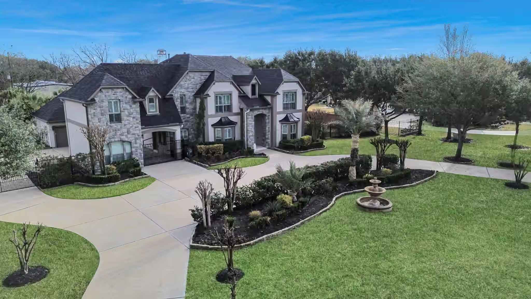 Photo 2 of 2211 Braer Ridge Drive, Katy, TX