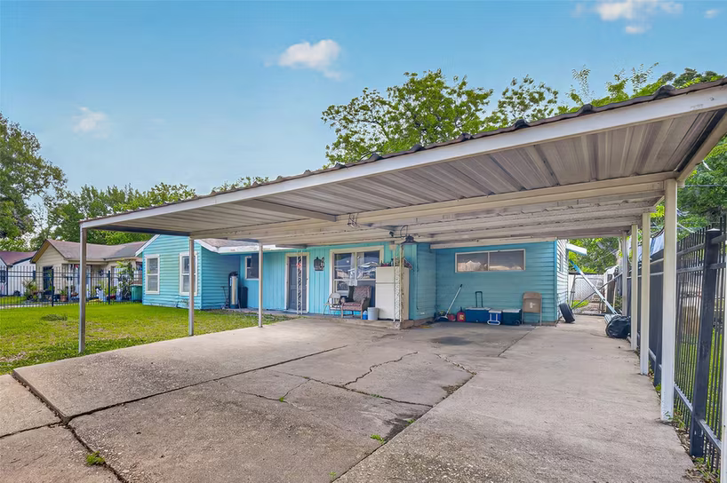 Photo 4 of 919 Christine Street, Houston, TX