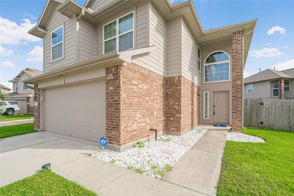 Photo of 1602 Royal Grantham Court, Houston, TX