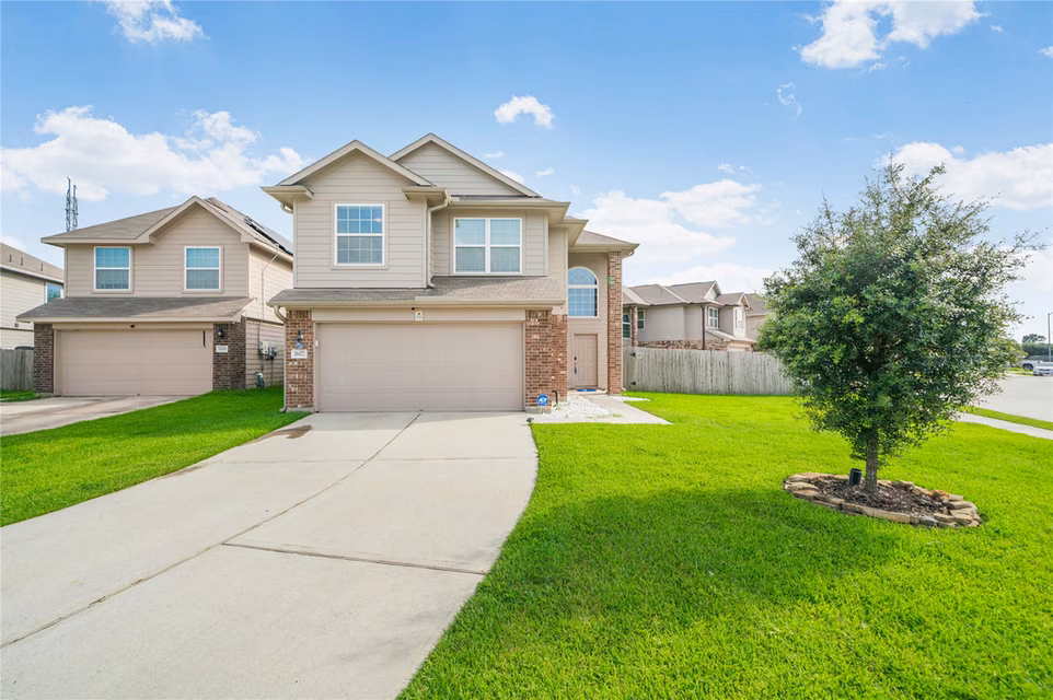 Photo 2 of 1602 Royal Grantham Court, Houston, TX