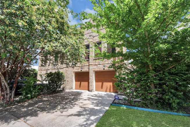 Photo 3 of 1810 Nicholson Street, Houston, TX