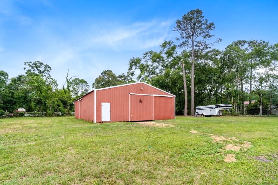 Photo 7 of 13180 Morgan Drive, Splendora, TX