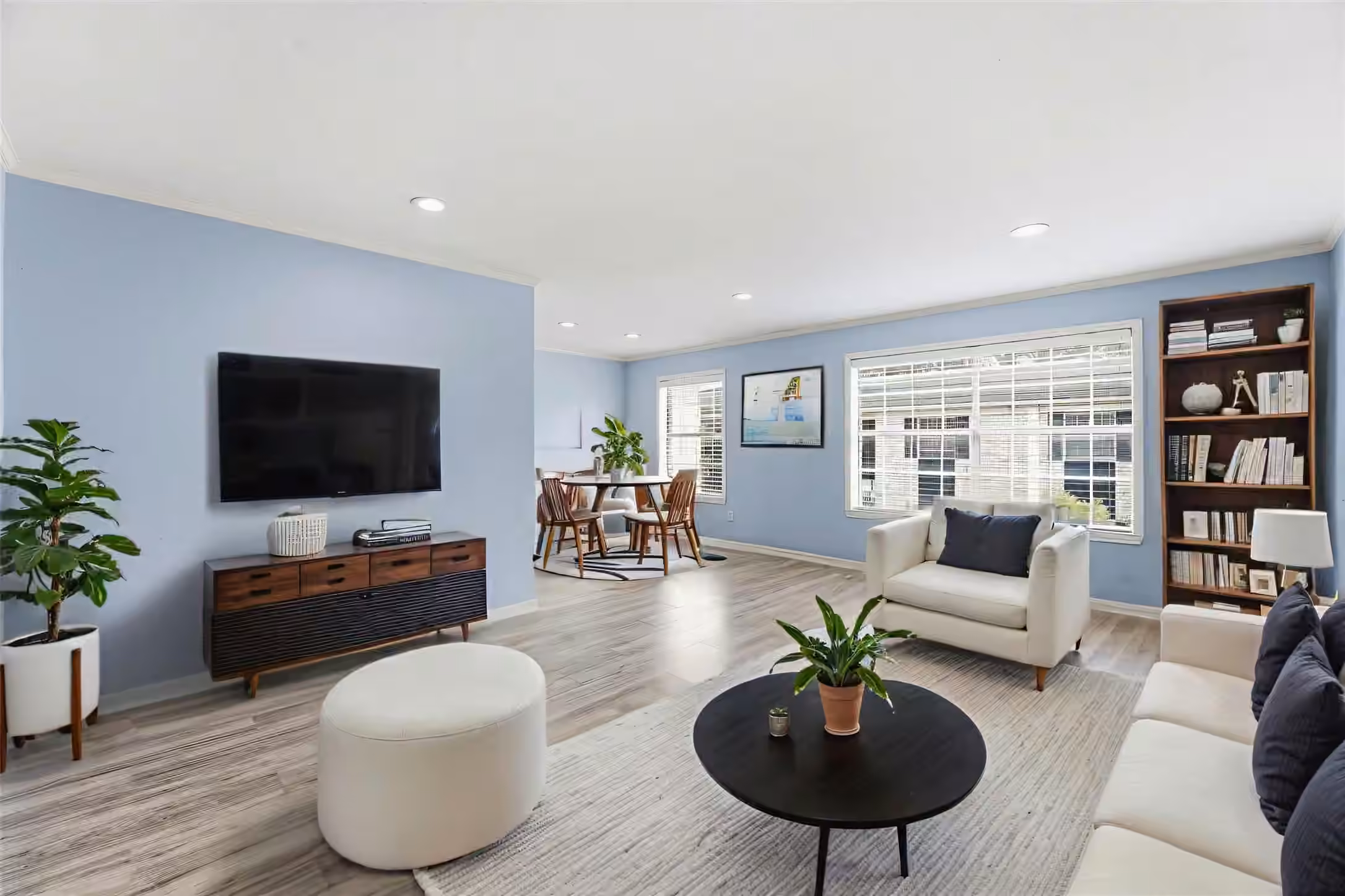 Photo of 7900 Westheimer Road 146, Houston, TX 77063