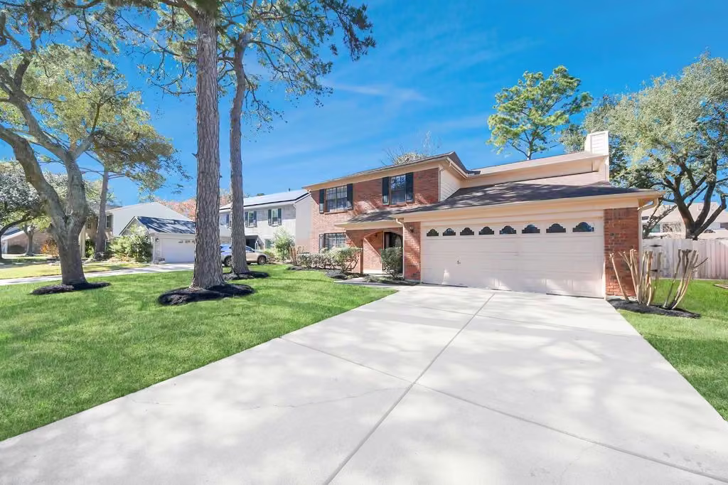 Photo 3 of 7607 Plumtree Forest Cir Circle, Houston, TX