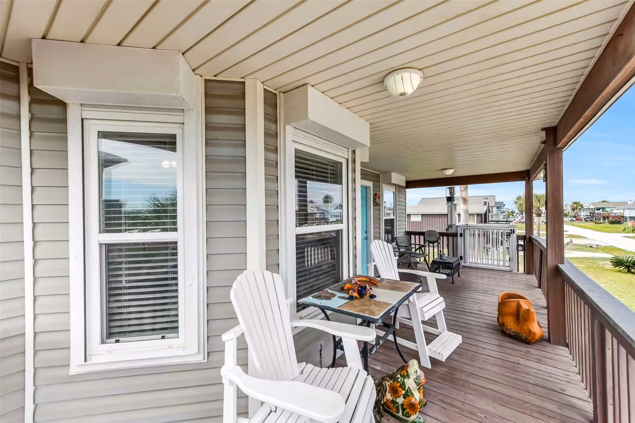 Photo 4 of 4130 Hardin Drive, Galveston, TX