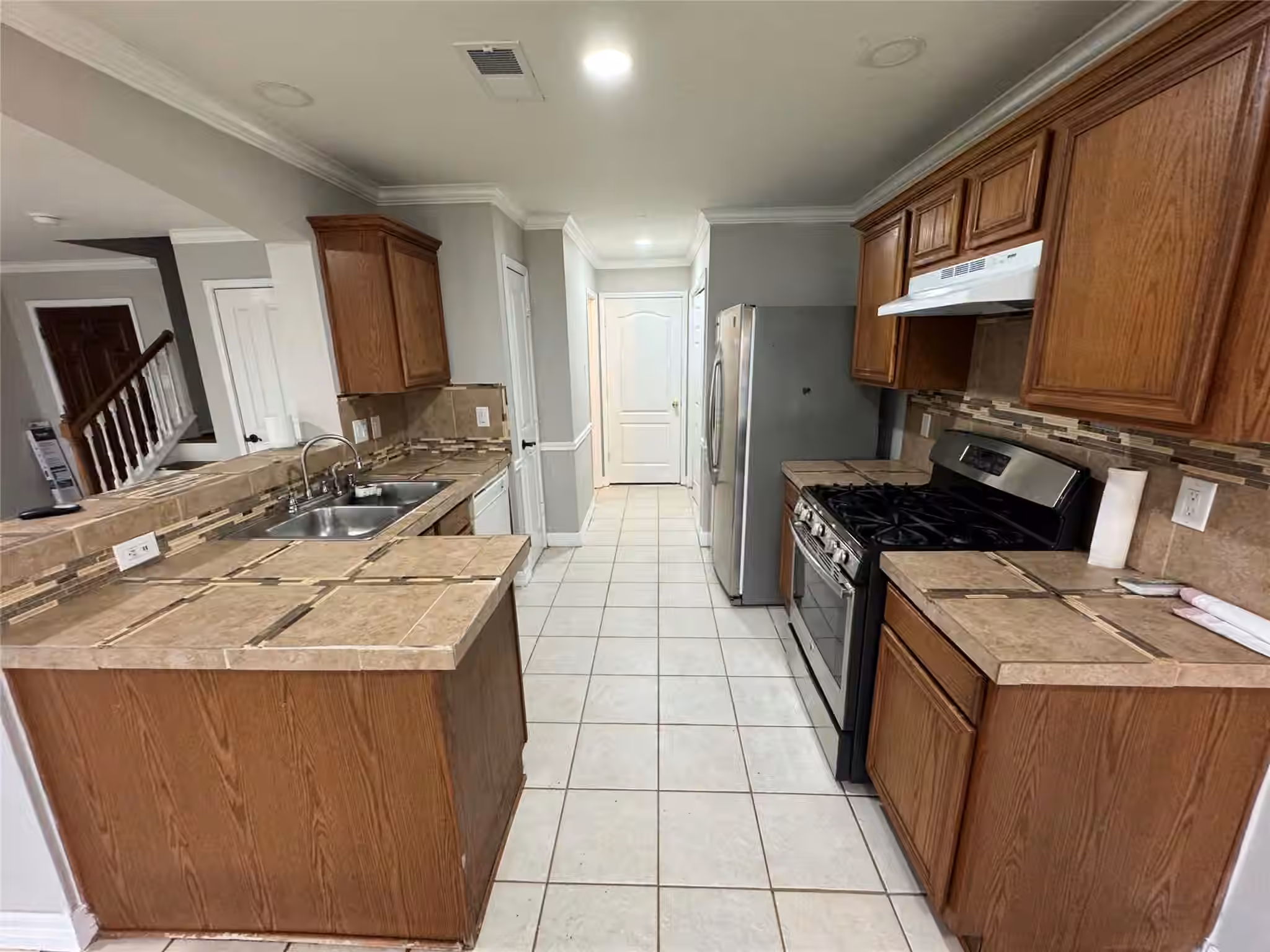Photo 4 of 11727 Rolling Stream Drive, Tomball, TX