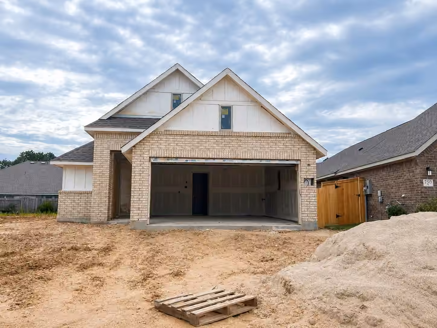 Photo 7 of 227 Violet Crown Lane, New Caney, TX