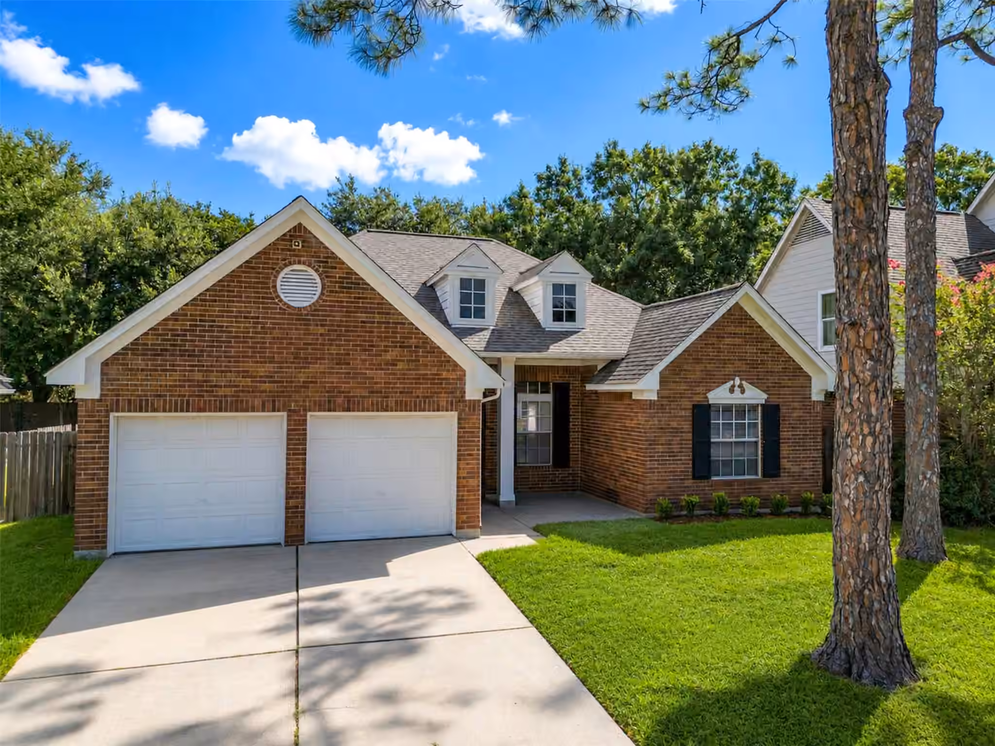 Photo 3 of 14527 Circlewood Way, Houston, TX