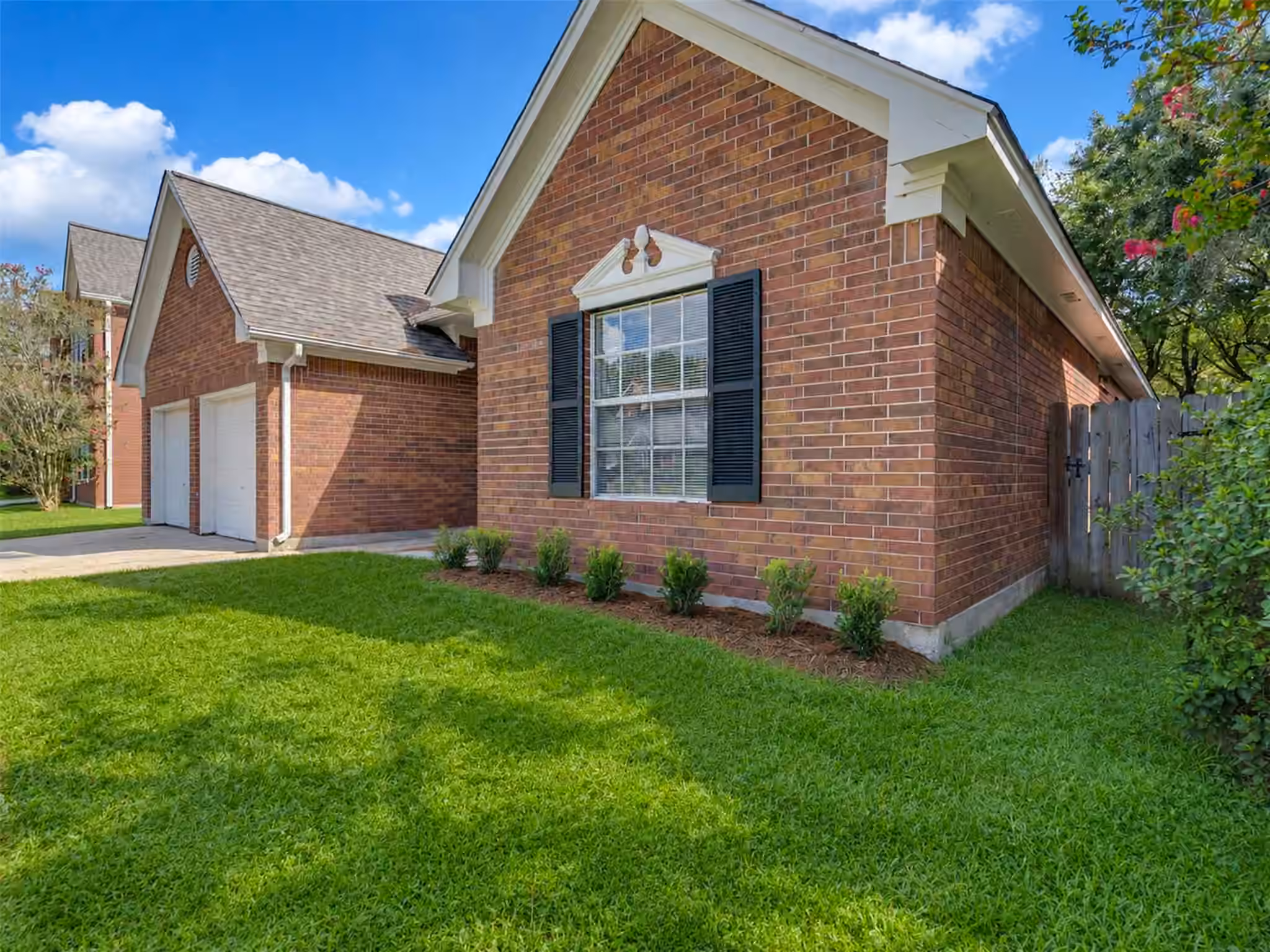 Photo 5 of 14527 Circlewood Way, Houston, TX