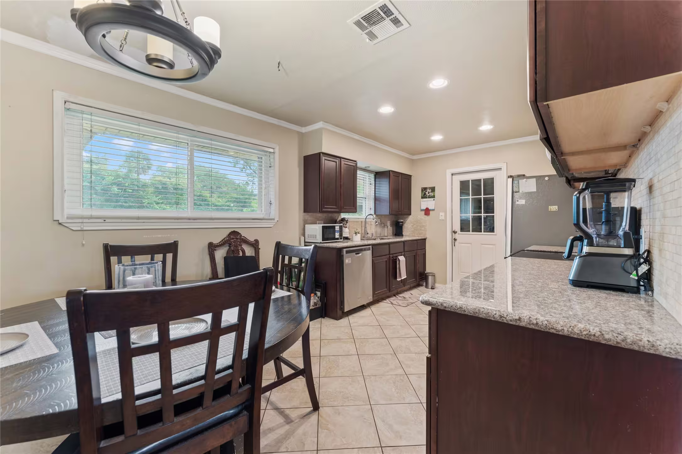 Photo 2 of 9934 Aves Street, Houston, TX