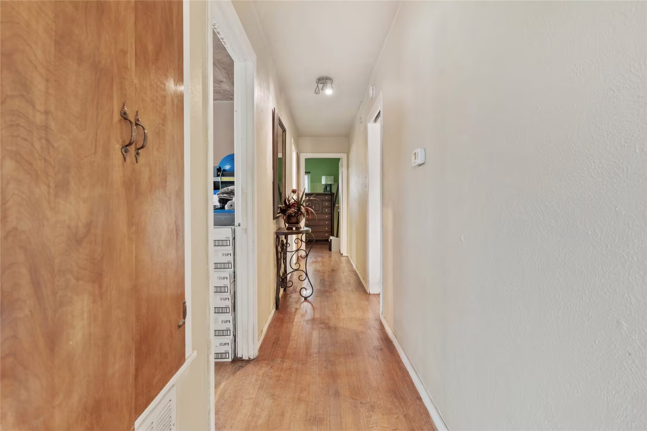 Photo 4 of 9934 Aves Street, Houston, TX