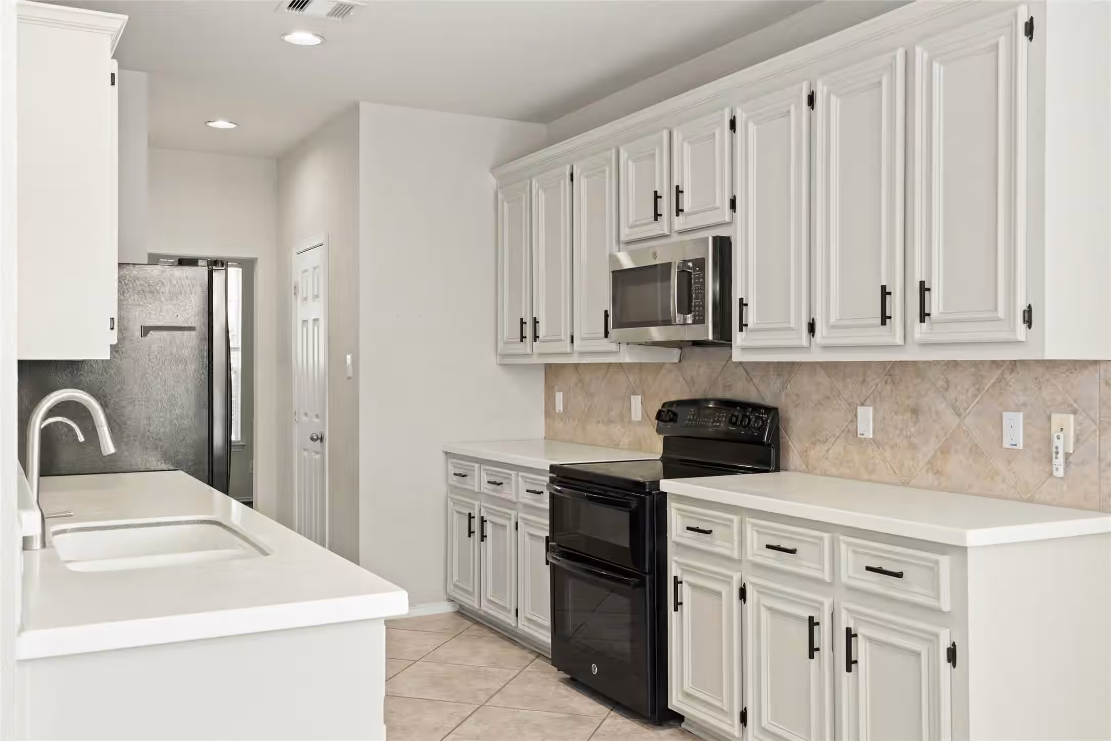 Photo of 9611 Oxford Grove Drive, Houston, TX