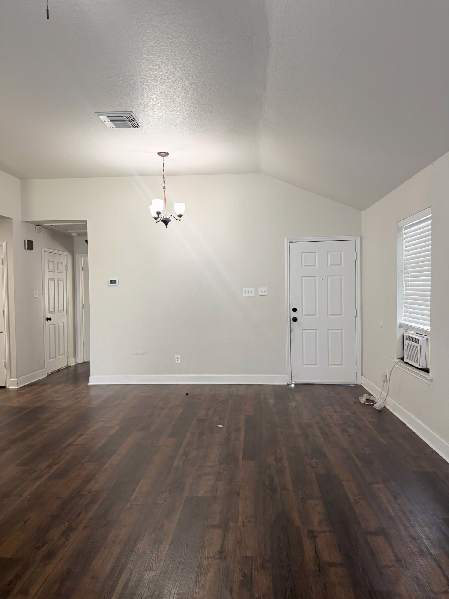 Photo 4 of 15527 Martineau Street, Houston, TX