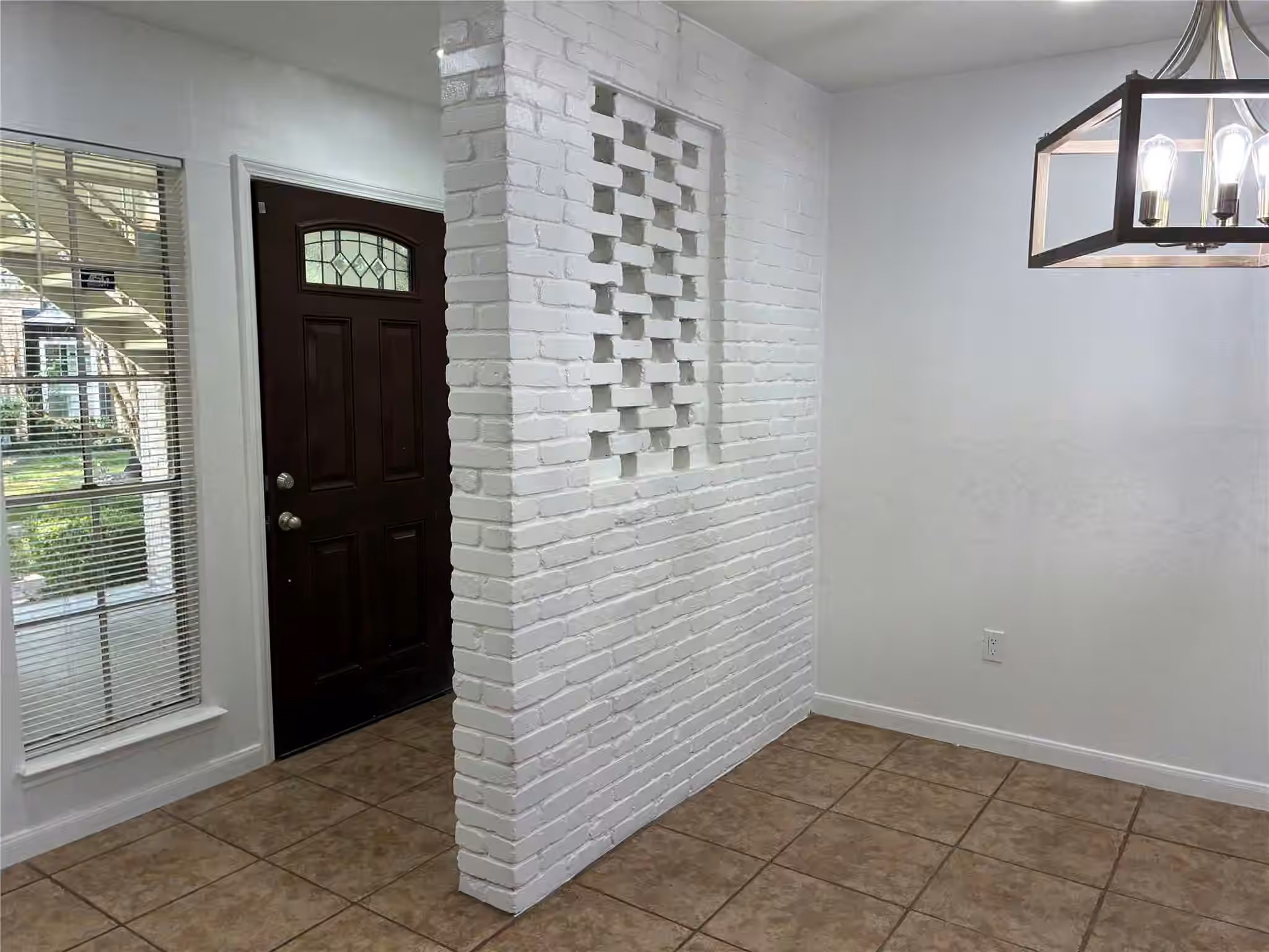 Photo 3 of 13026 Trail Hollow Drive 3026, Houston, TX