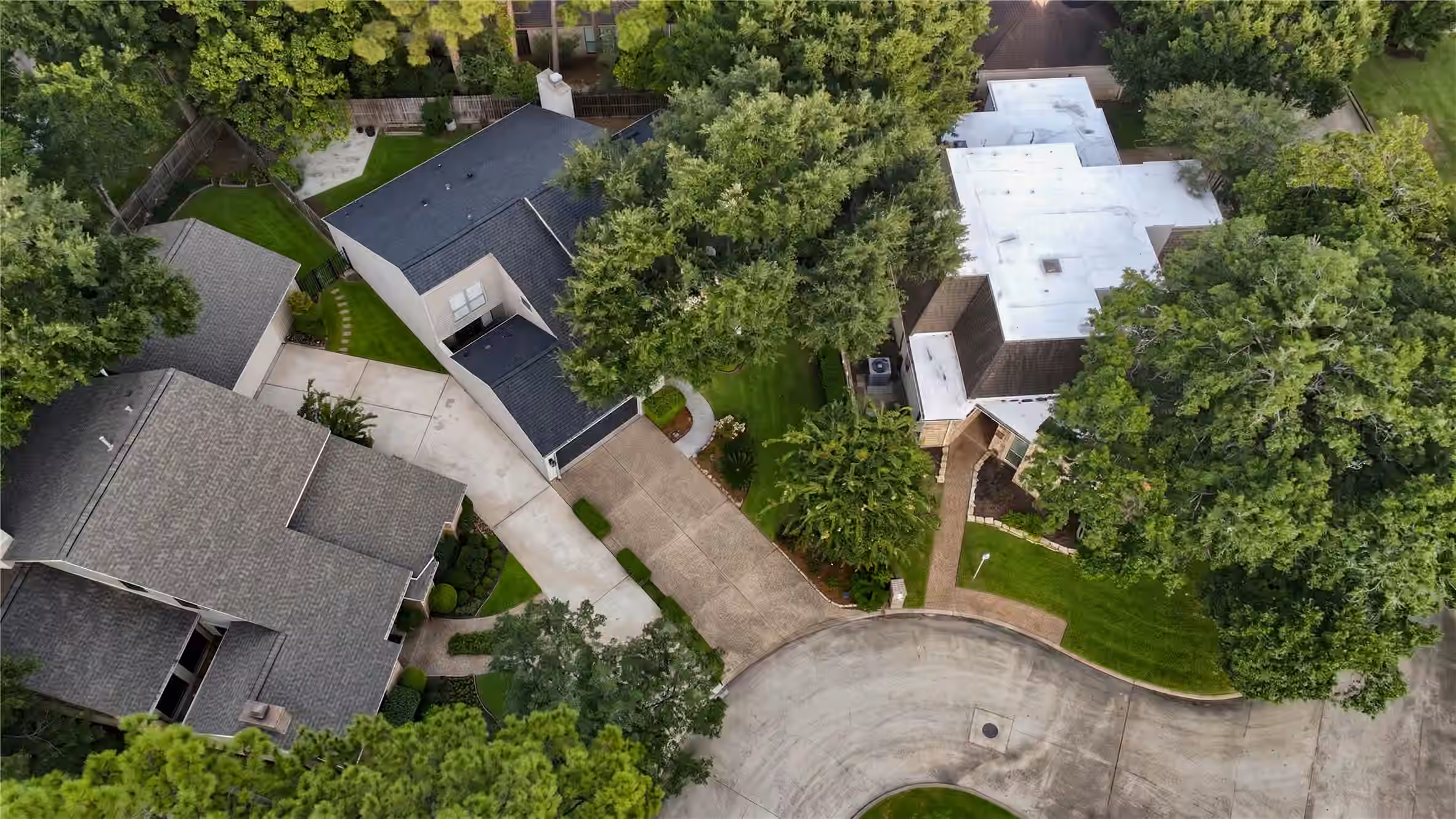 Photo 3 of 407 Barkers Landing Court, Houston, TX