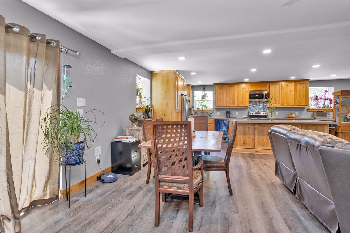 Photo 5 of 10780 Stidham Road, Conroe, TX