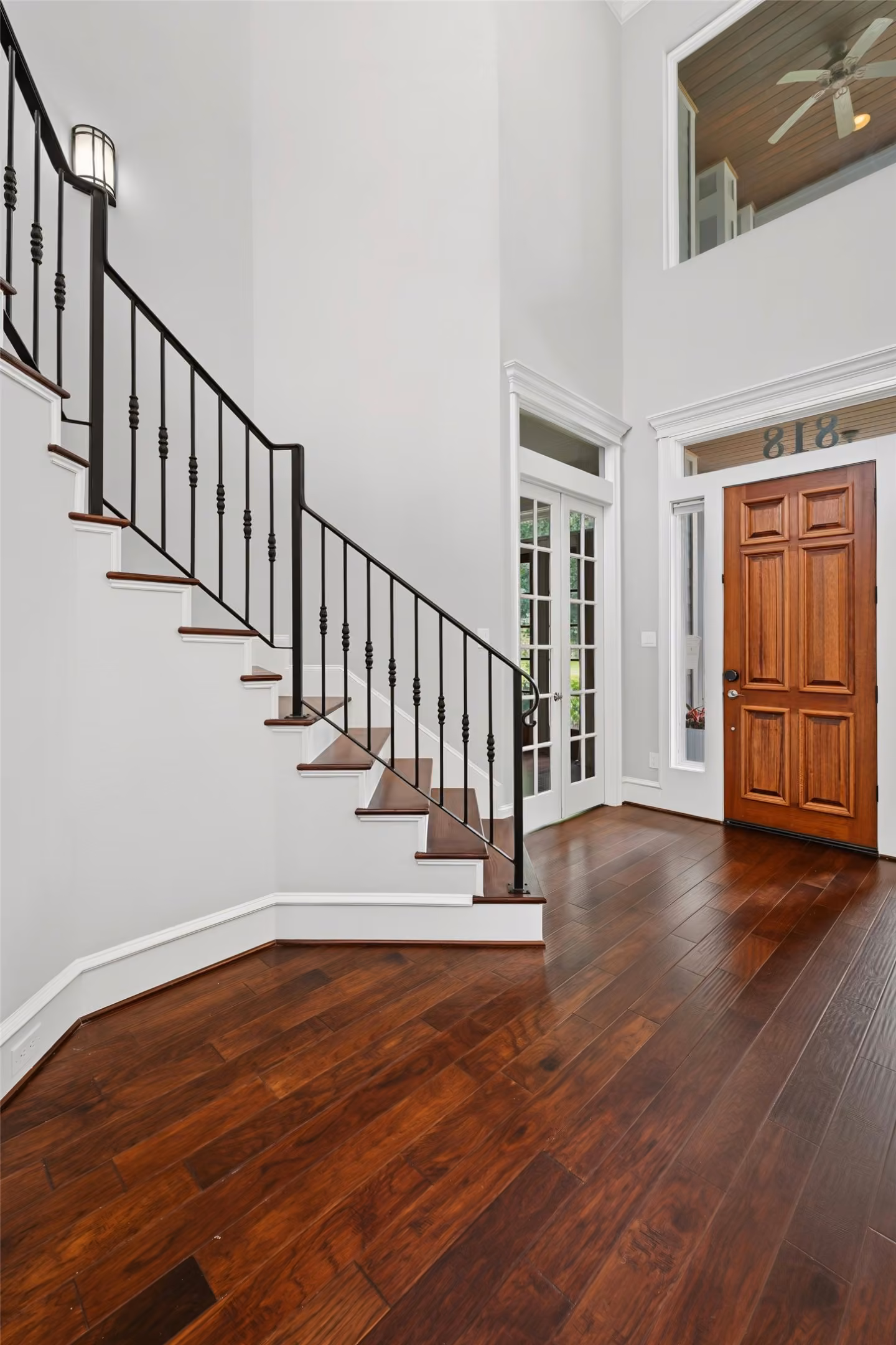 Photo 2 of 818 W 43rd Street, Houston, TX