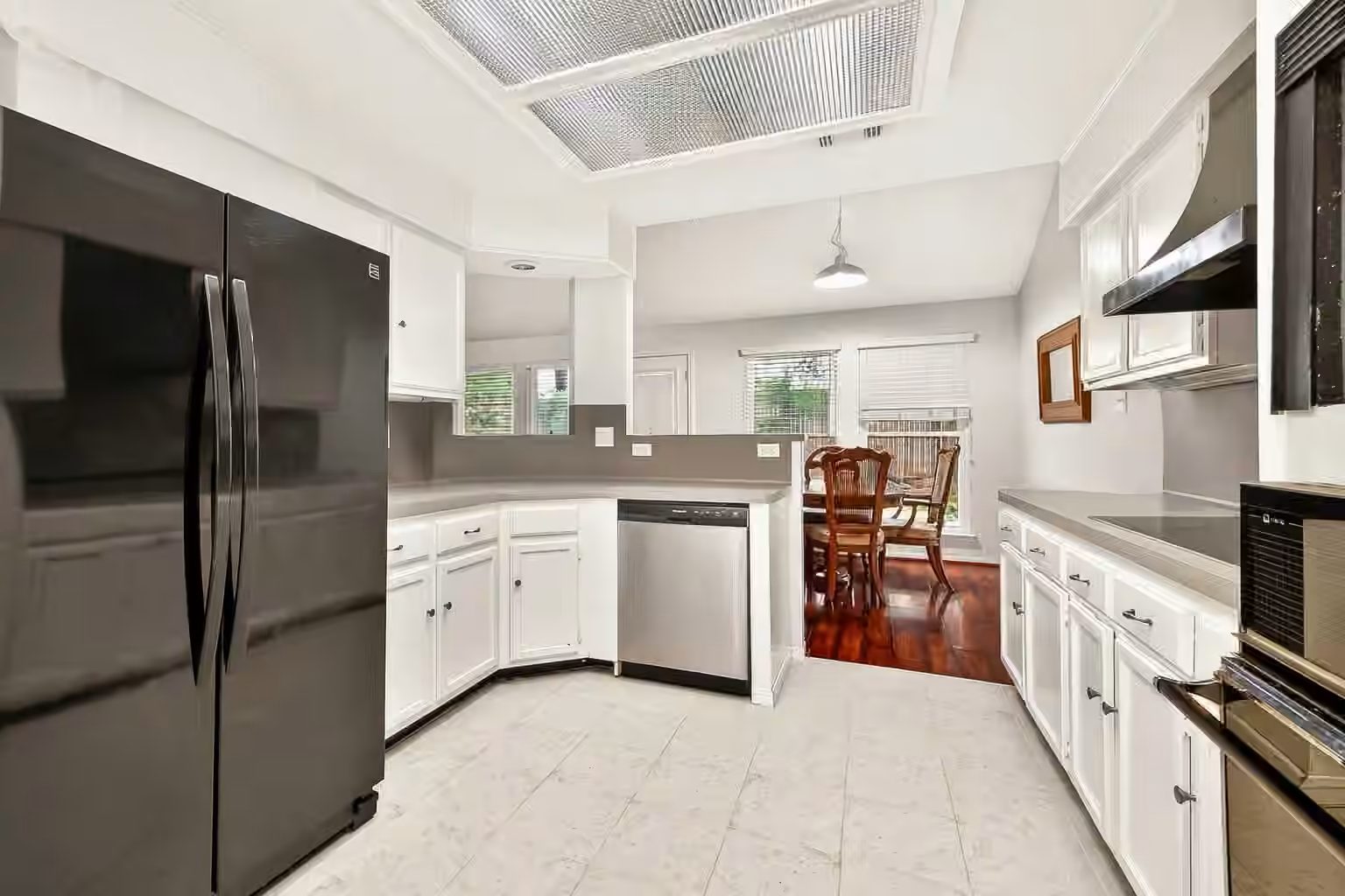 Photo of 15343 Meadow Village Drive, Houston, TX