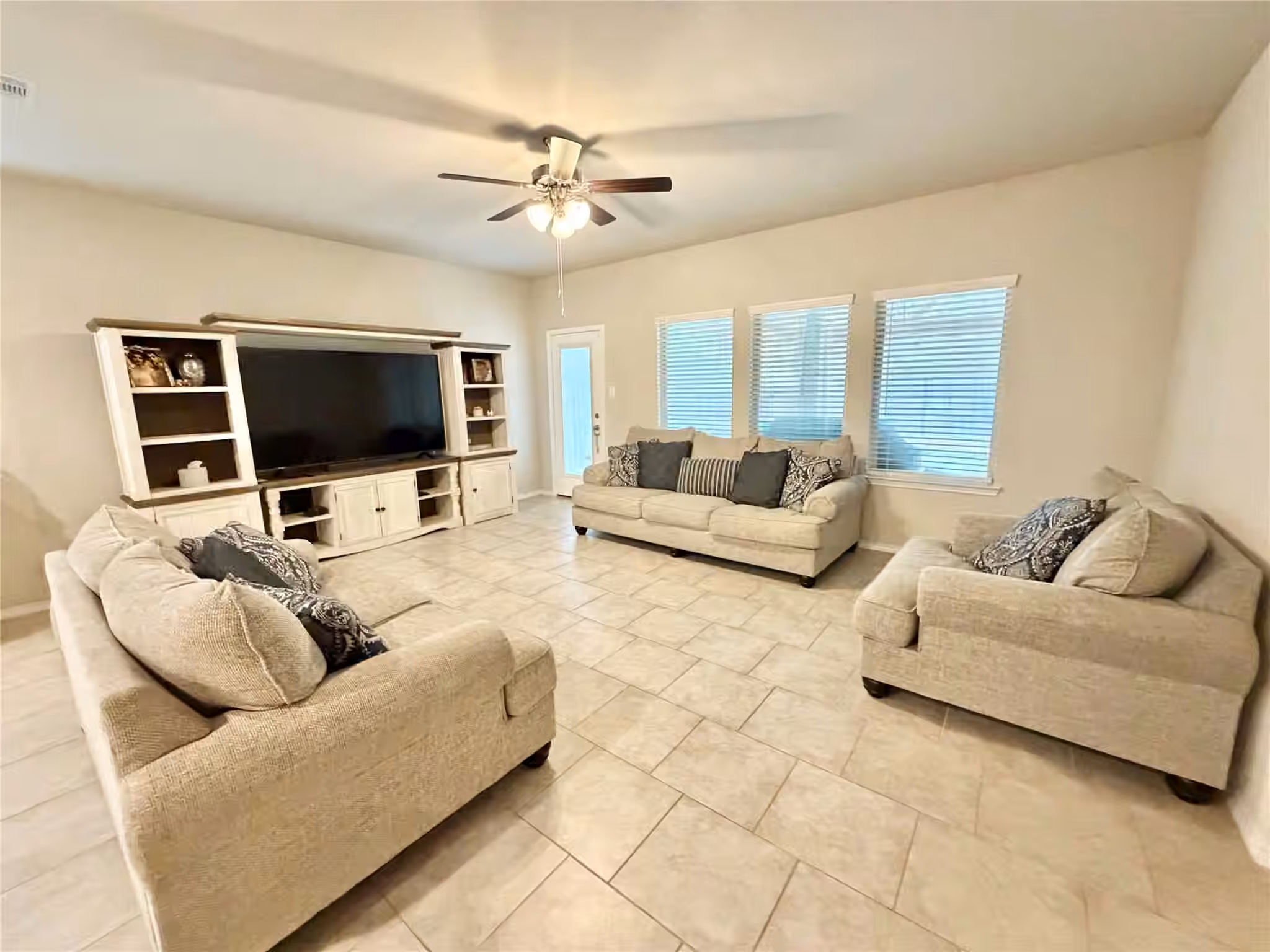 Photo 7 of 12354 New River Trail, Conroe, TX