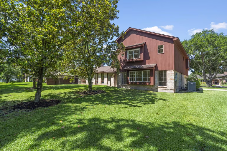 Photo of 2011 Briar Lane, Richmond, TX