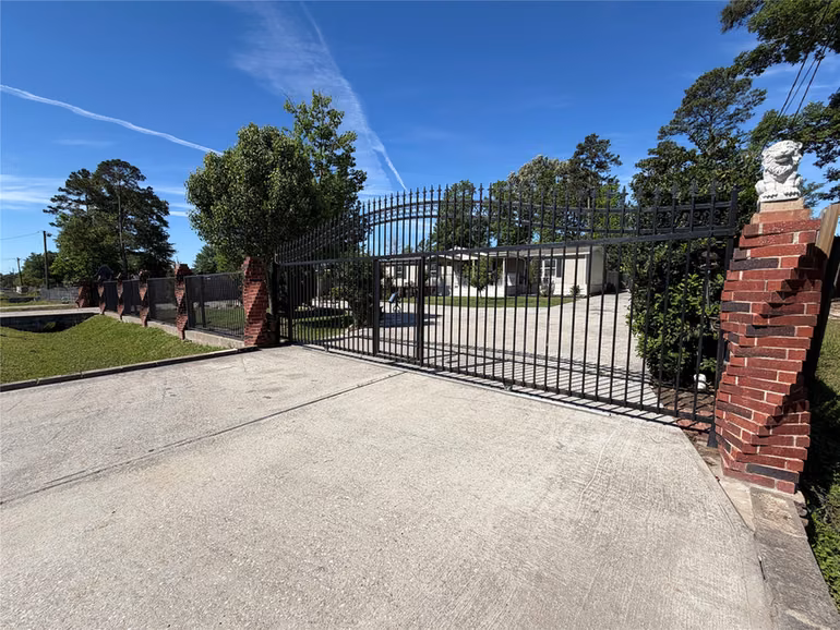 Photo 4 of 23943 Swallowtail Lane, New Caney, TX