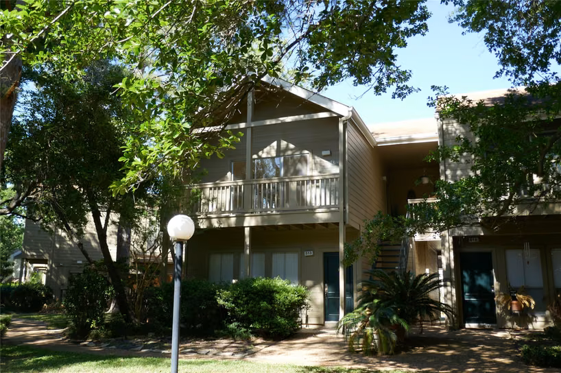 Photo 2 of 2100 Tanglewilde Street 514, Houston, TX