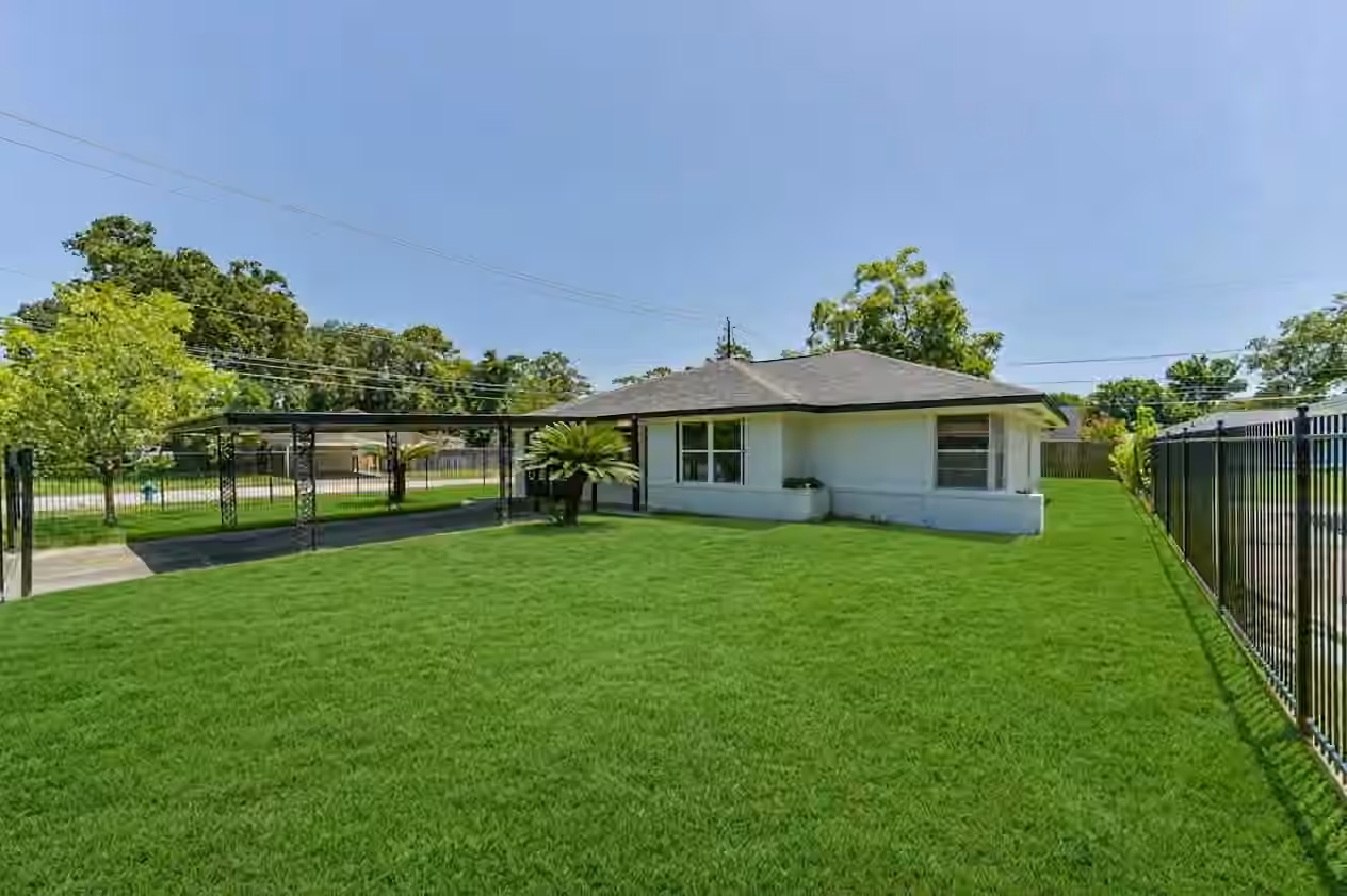 Photo 4 of 10434 Rockaway Drive, Houston, TX