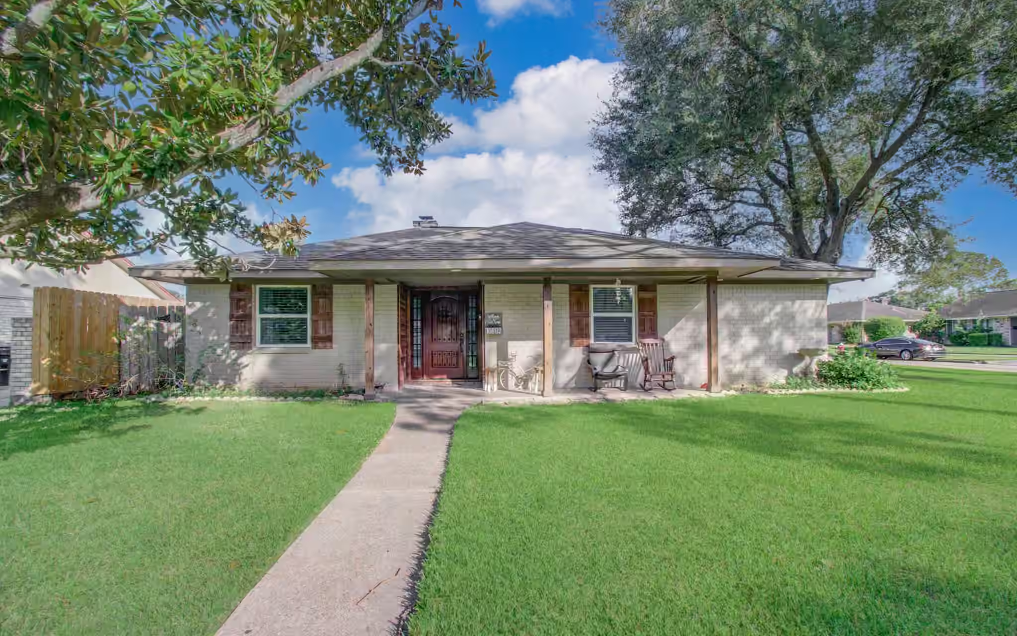 Photo 3 of 10802 Kirkwell Drive, Houston, TX