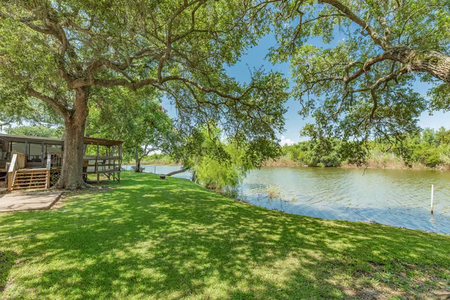 Photo of 2910 Shady Creek Lane, Oyster Creek, TX