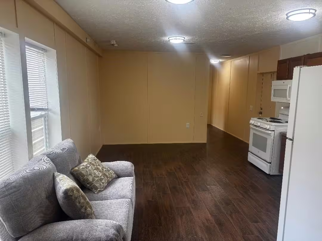 Photo 7 of 13929 Eagle Pass Street, Houston, TX