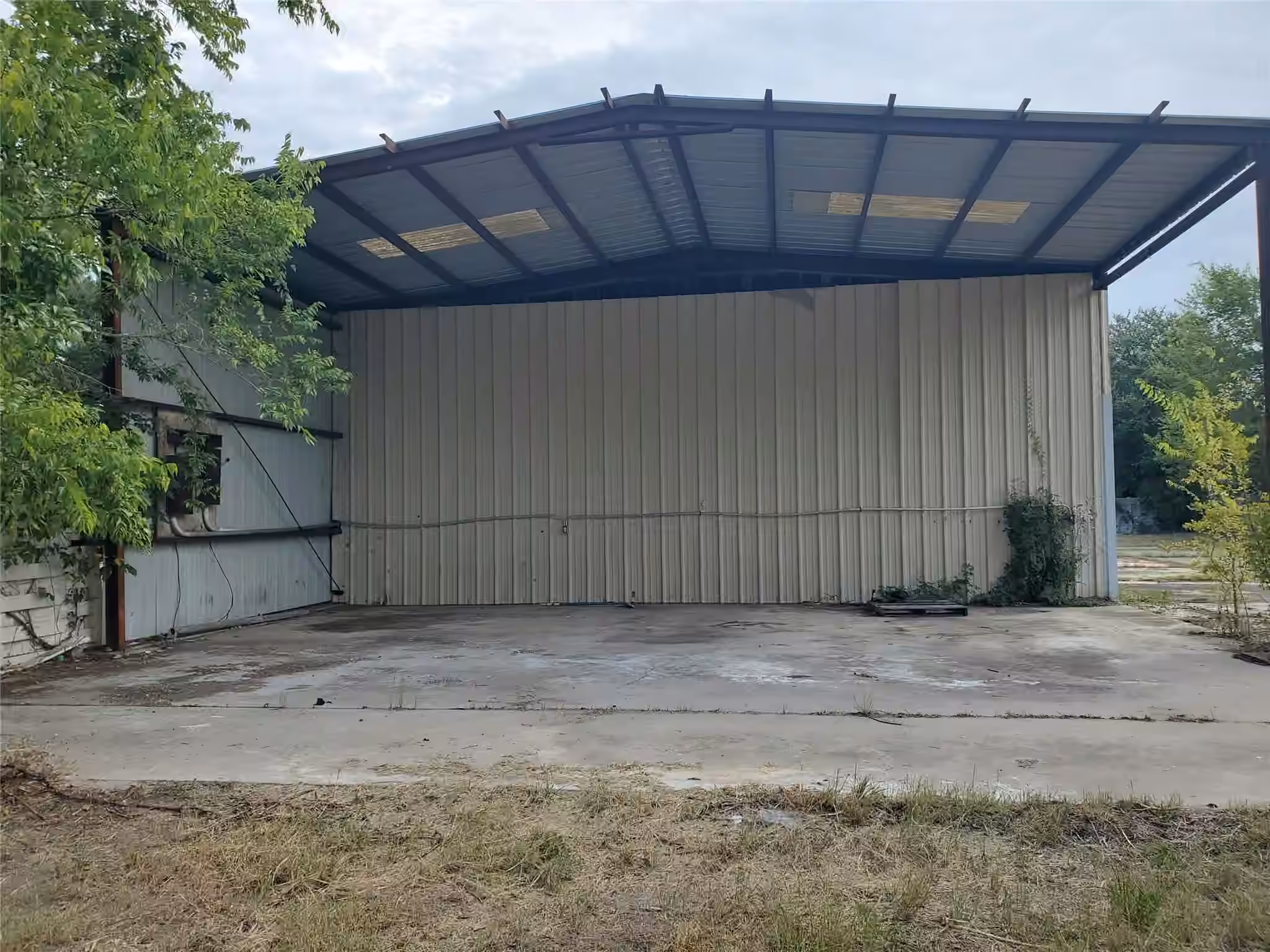 Photo 5 of 25121 Lakeview Road A, Katy, TX