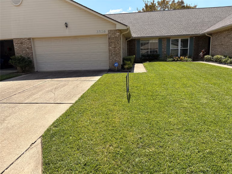 Photo 2 of 3526 Teakwood Lane, Pearland, TX