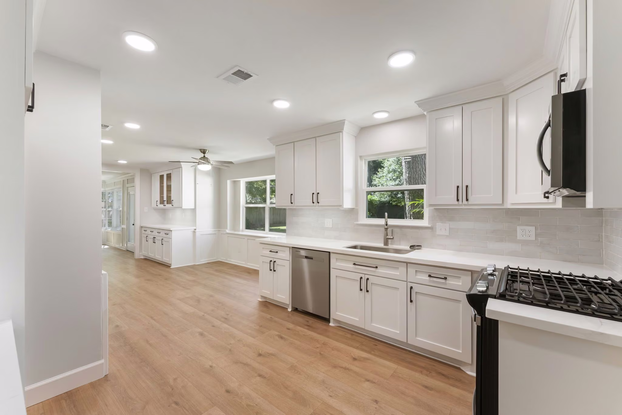 Photo 3 of 6311 Craigway Road, Spring, TX