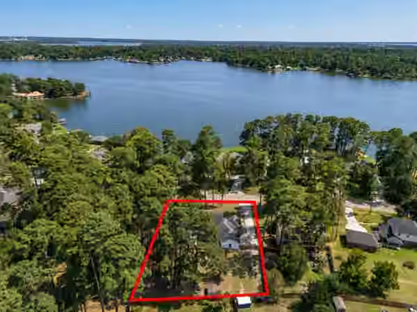 Photo of 14131 Lakepoint Drive, Willis, TX 77318