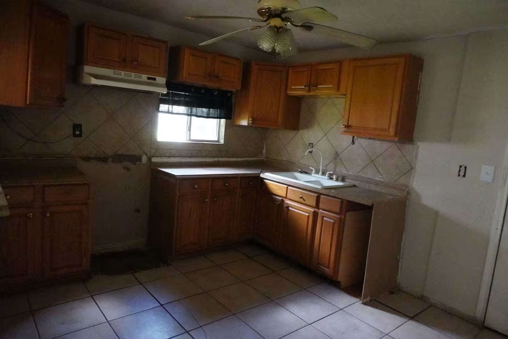 Photo 6 of 117 Light Company Road, Pasadena, TX