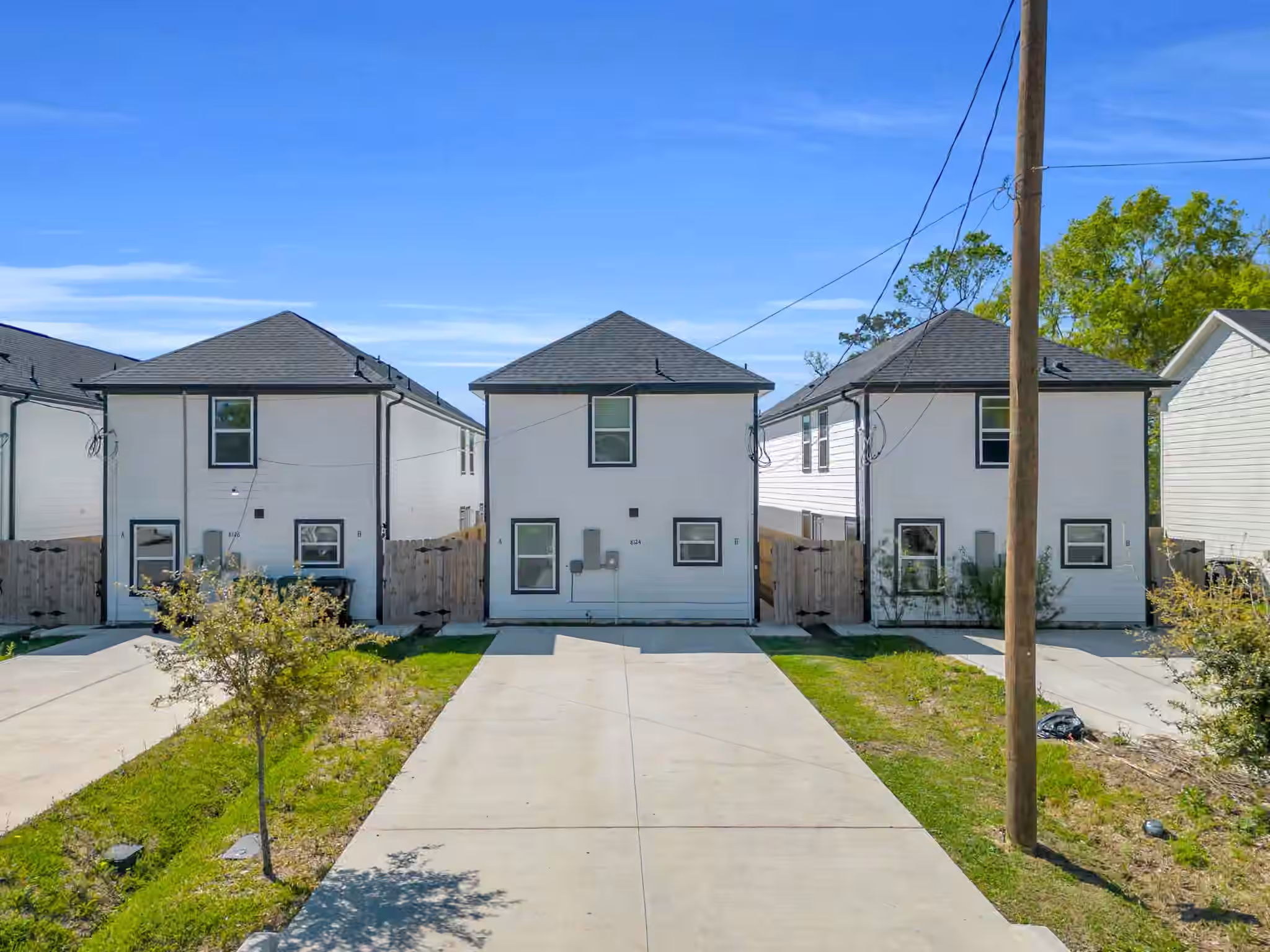 Photo 3 of 8124 Sterlingshire Street A and B, Houston, TX