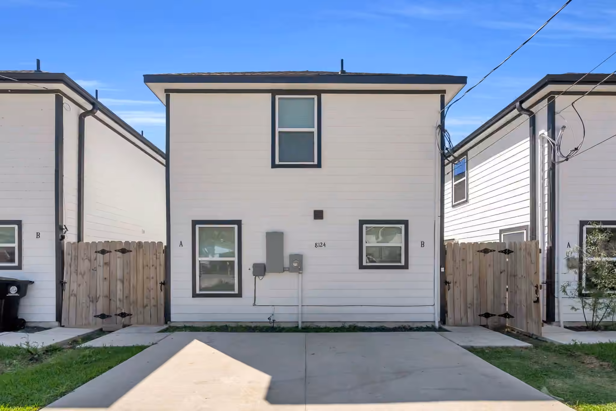 Photo 4 of 8124 Sterlingshire Street A and B, Houston, TX