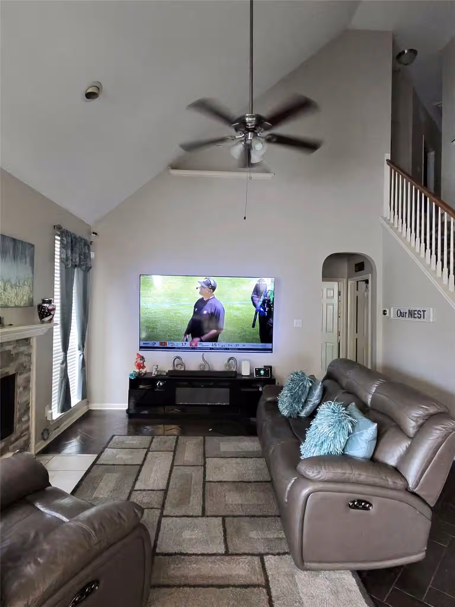 Photo 5 of 16542 Oat Mill Drive, Houston, TX